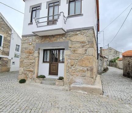 Casa de Ade in Almeida