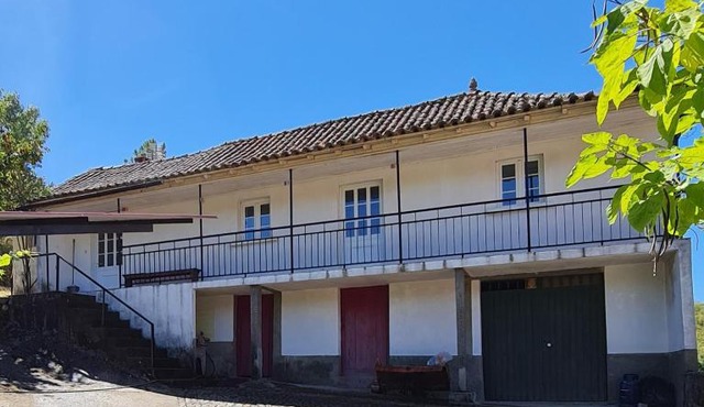 Casa de Cabecinho- Albufeira do Azibo in Salsas