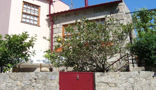 CASA DE FORNELOS - Relax, enjoy the comfort of home and indulge in nature! in CARREÇO