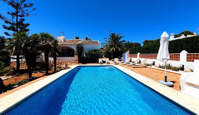 Casa Moixeta: Charming Villa in Jávea with a Private Pool and Wi-Fi in Jávea