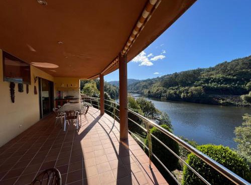 Casa Río Miño CORTEGADA in Cortegada