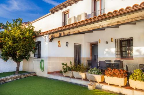 Casa Rural Tia Tomasa in Malpartida de Plasencia