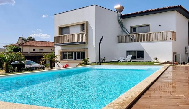 Casas Castelhano - Minho Braga in Mire de Tibães