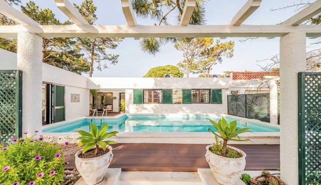 Cedar House in Colares