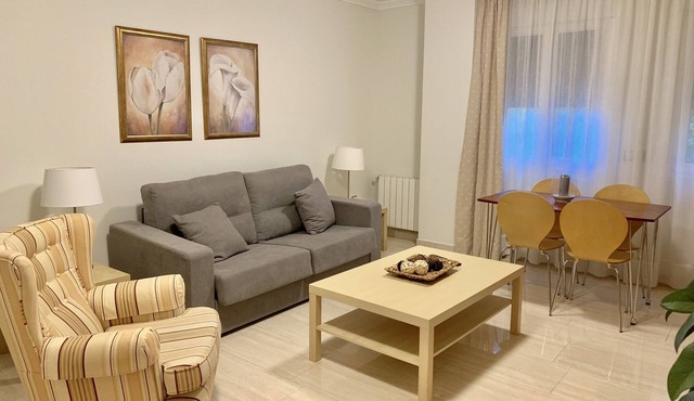 Central location, parking, next to the train in Cordoba