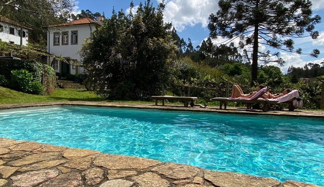 Charming villa with 4 separate bedrooms for 8 people with swimmingpool in Orbacem