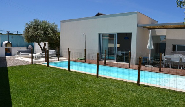 Child Friendly 3BR villa with private pool in Sesimbra