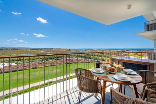 Cond Bayline - T2 - SPA - GYM - BEACH - Carapau - BY BEDZY in Armação de Pêra