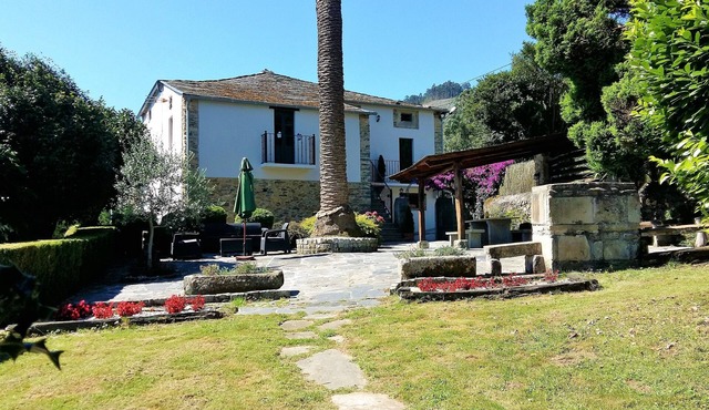 Corredoira in Viveiro