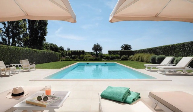 Country House "Quinta Da Donalda" with Mountain View, Private Pool & Wi-Fi in Portimão