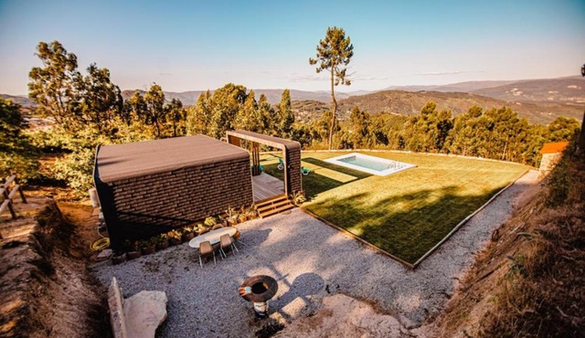 Deluxe Private Pool Bungalow in Celorico de Basto