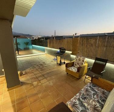 Duplex Nevada in Armilla