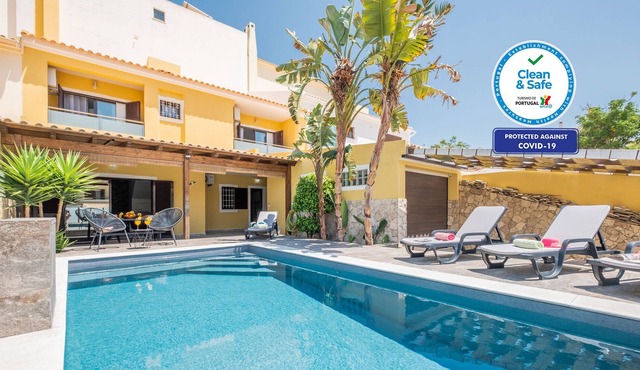 FANTASTIC VILLA W/ PRIVATE POOL, BBQ & WIFI in Albufeira