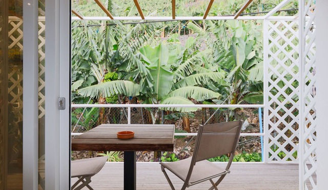 Farol Studio, One step away from the ocean in Madeira