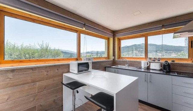 Fernandes Guest House Sunshine Studio in Ponte de Lima