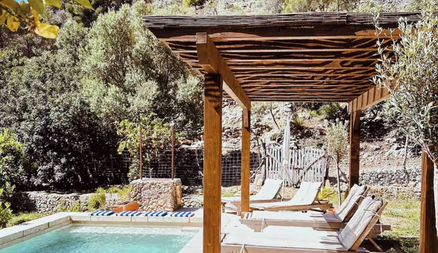 Finca Rústica with Pool in the Tramontana and Guest House in Selva