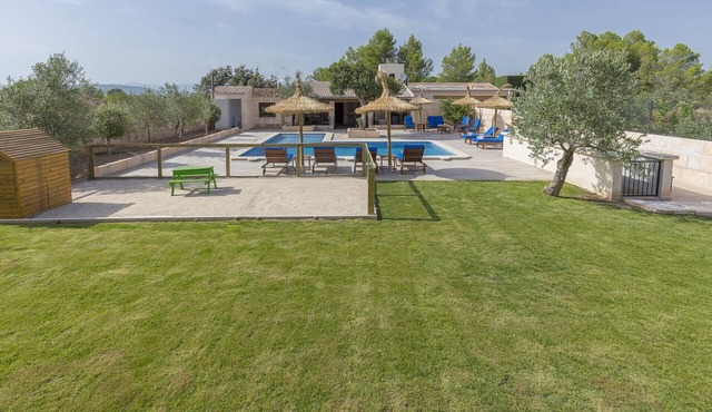 Finca Son Ullastre in Algaida