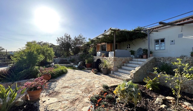 Genuine Portuguese Quinta. 6 guests in Sao Bras De Alportel