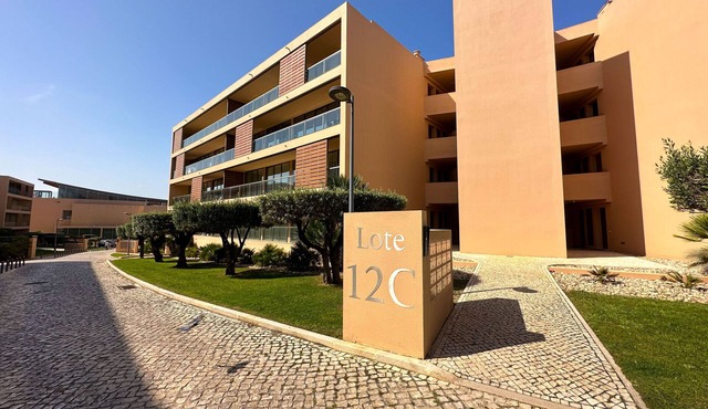 Herdade dos Salgados, T2 12C 3D, Vila das Lagoas in Albufeira