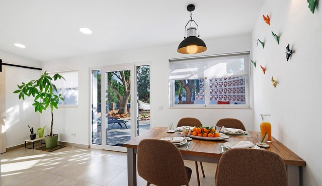 Holiday Home 'Casa A'Venda' with Mountain View, Wi-Fi and Air Conditioning in Moncarapacho