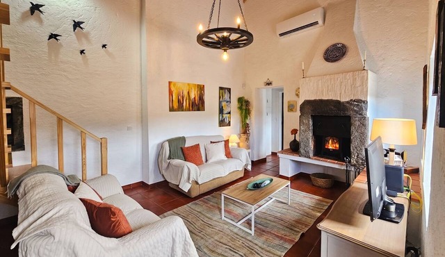 Homerez - House in Furnas with fireplace in Furnas