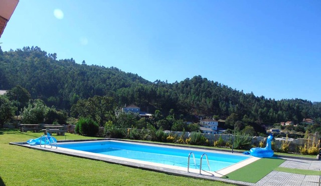 Homerez - Villa for 12 ppl. with swimming-pool, garden and terrace at Fermedo in Fermedo