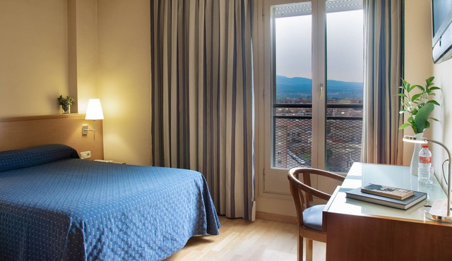 Hotel J. Balmes Vic in Vic