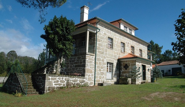 House of Eiras - Vila Nova da Rainha in Tondela
