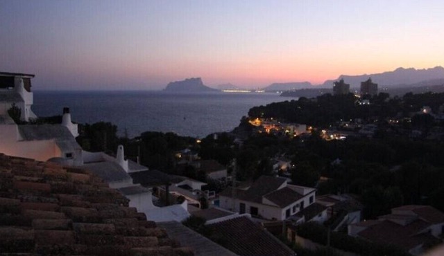 Large Apartment with fantastic Sea views - 550 meters to El Portet beach in Teulada