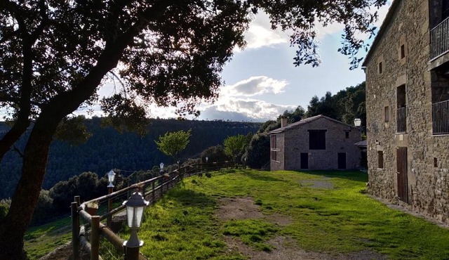 Les Cases De Borrells in Lladurs