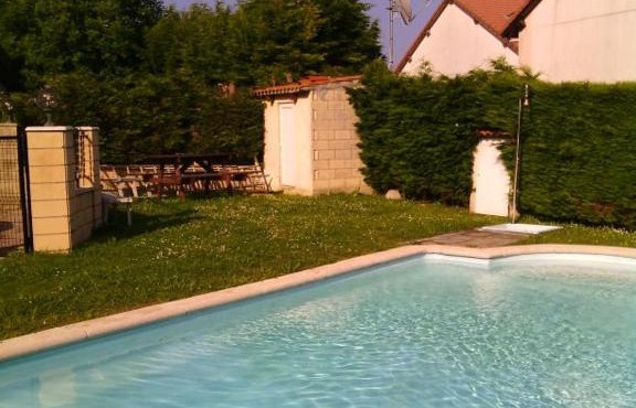 Liencres tranquilo con piscina comunitaria in Liencres