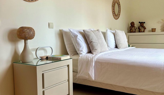 Luxurious Beachfront Apartment at Burgau Elegantly Decorated & Ultra Comfortable in Budens