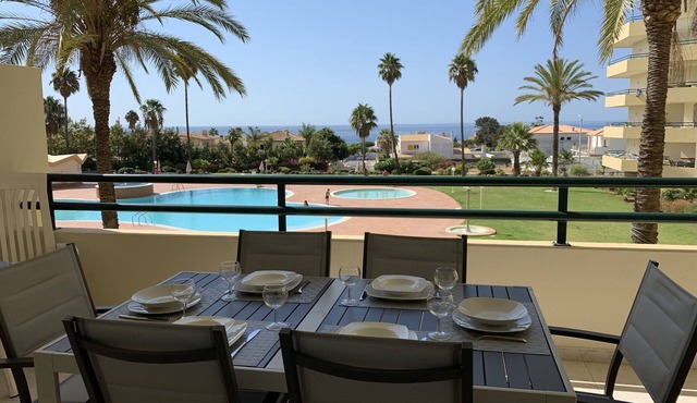 Luxury, spacious Gale apartment with superb sea views in Guia
