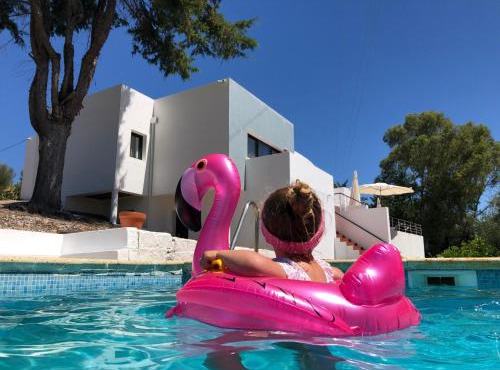 Made iN2 Creative Guest House in Ponte de Sor