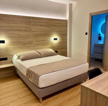 Miramar Suites in Sada