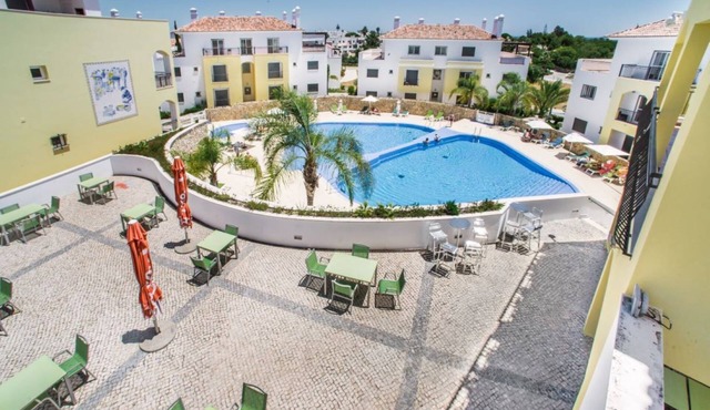 Modern & Stylish apartment in O POMAR Cabanas de Tavira, with pool & Free WiFi in Cabanas de Tavira