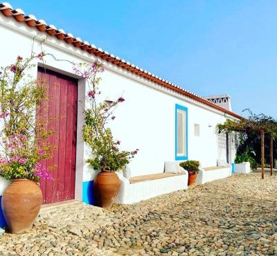 Monte Capitão Country house in Salvada