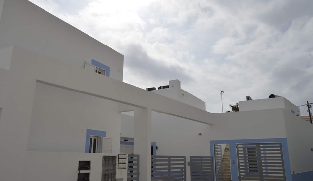 New and complete house, 300 mtrs from Manta Rota beach in Vila Nova de Cacela