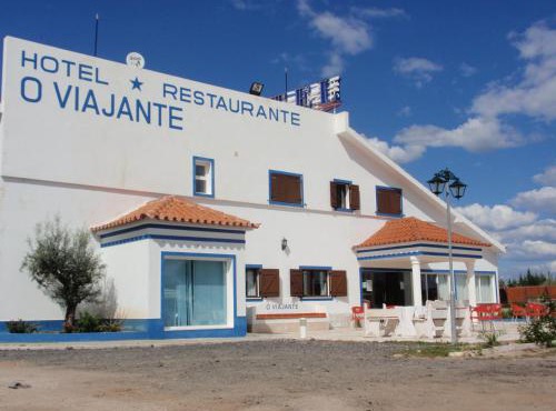 "O Viajante" Low Cost Hotel in Estremoz