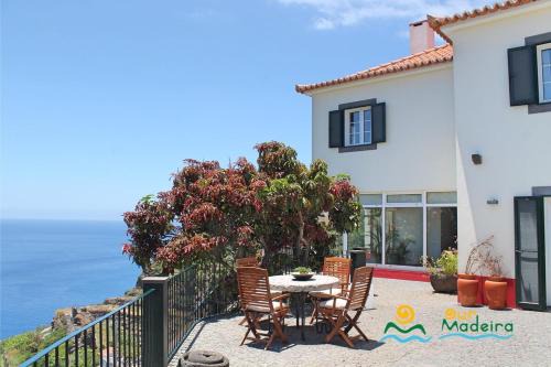 OurMadeira - Casa do Júlio in Calheta