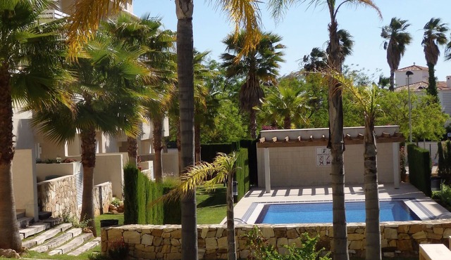 Pego Retreat with Shared Pool in Pego
