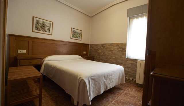 Pension Serafin in Aviles