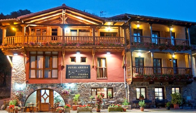 Posada Peñas Arriba in Lon