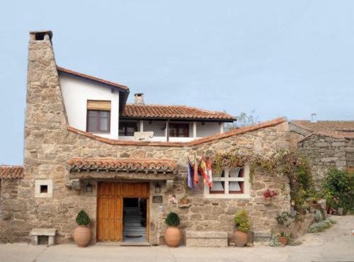 Posada Real La Mula de los Arribes in Villardiegua de la Ribera