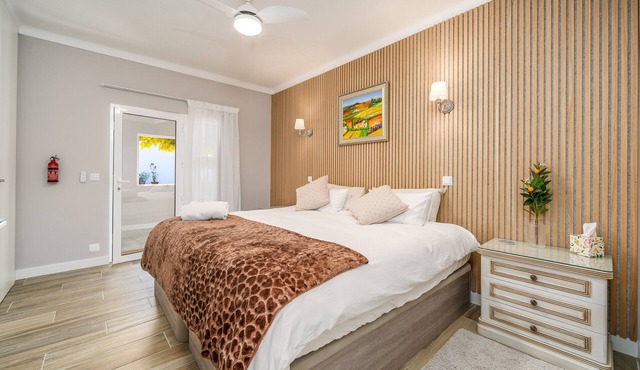 Room 'Orange Blossom Groove - 1' with Shared Terrace, Wi-Fi and Air Conditioning in São Bartolomeu de Messines