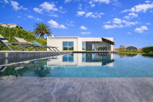 Seaview Villa with Heated Private Pool in Ponta Delgada