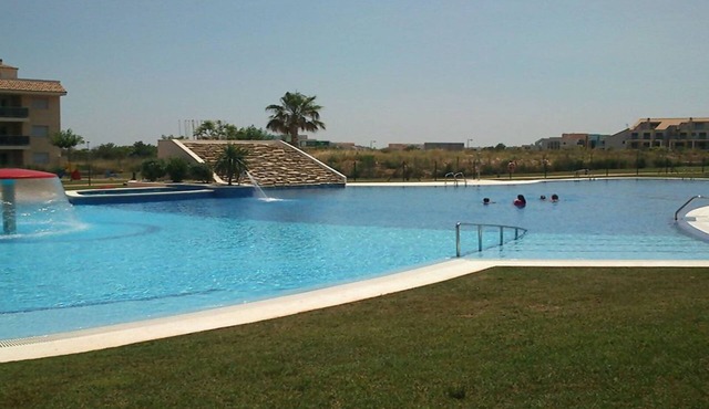SENSATIONAL SEMI-DETACHED HOUSE TO RELEASE . POOL OF 1.00 m2. WITH CIUCUITO SPA. in San Jorge