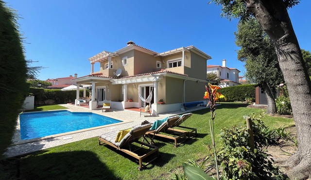 Silver Coast Magnolia Villa - 5★ Praia d'El Rey near World Surf Supertubos beach in Amoreira