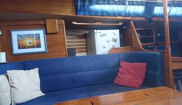Sleep Aboard Classic Sailboat in Albufeira
