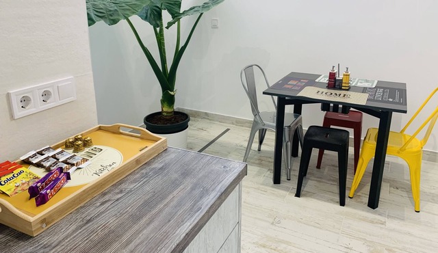 Spacious flat for 2 persons in Madrid